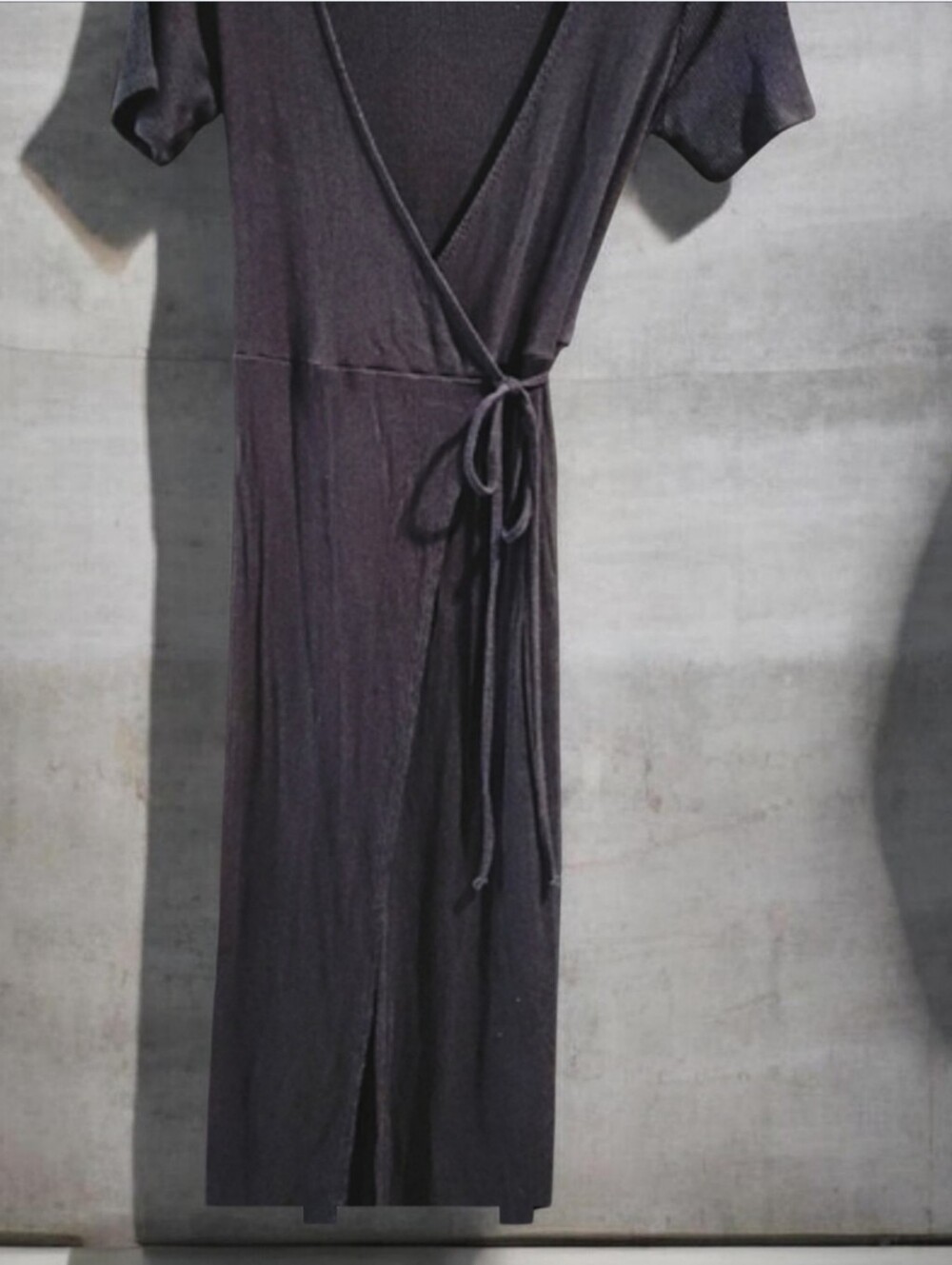 Forever 21 Ribbed V-Neck Wrap Midi Dress Black Side Tie Slit Size Med.